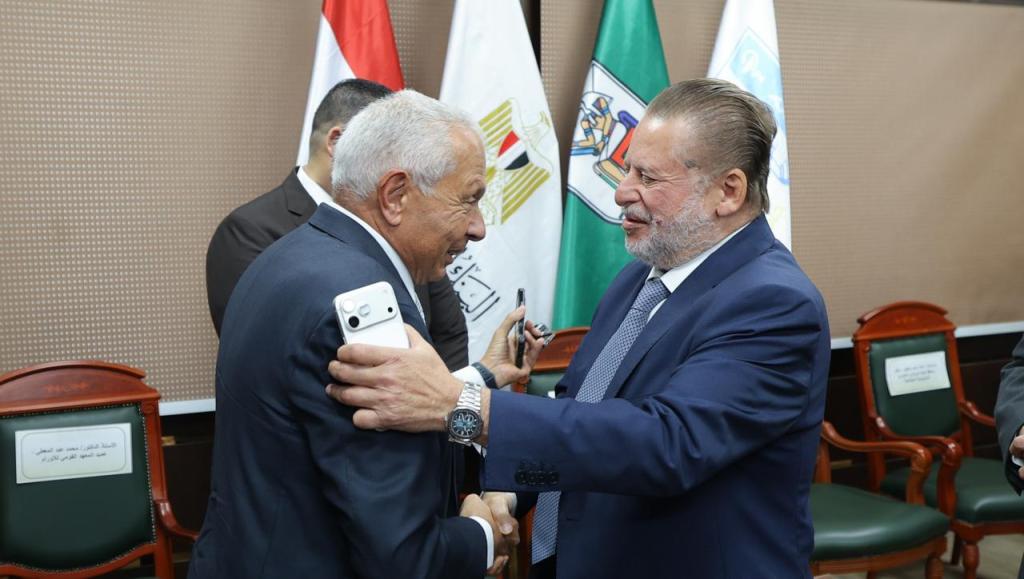 محافظ البنك المركزي المصري ووزير التعليم العالي والبحث العلمي يفتتحان عددًا من المشروعات والوحدات الطبية بالمعهد القومي للأورام بعد تطويرها بدعم من البنك المركزي والقطاع المصرفي